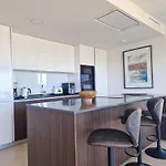 Daire Modern 2 Bedroom In One Heights La Cala *