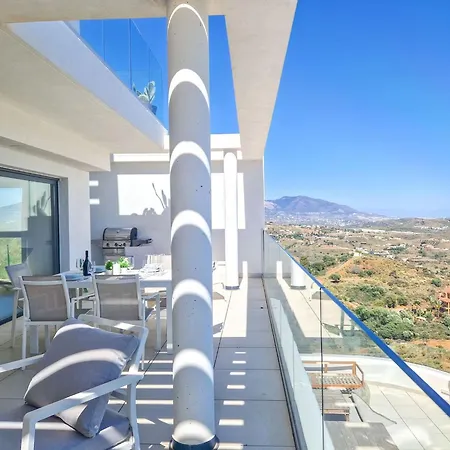 Apartmán Modern 2 Bedroom In One Heights La Cala *