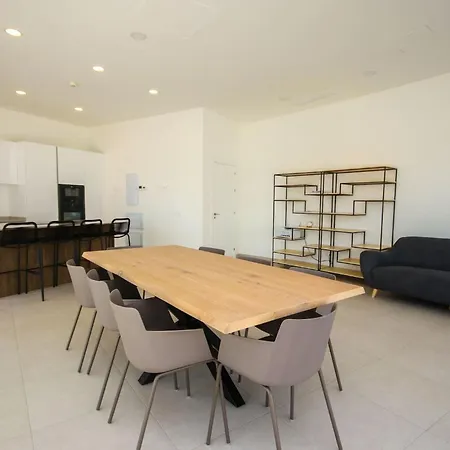Modern 2 Bedroom In One Heights La Cala Apartmán *
